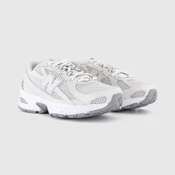 740 V2 Trainers Women Trainers