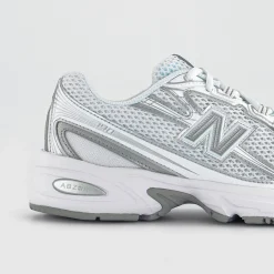 Online 740 V2 Trainers Women Trainers