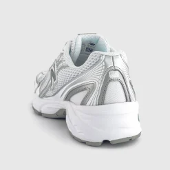 Online 740 V2 Trainers Women Trainers