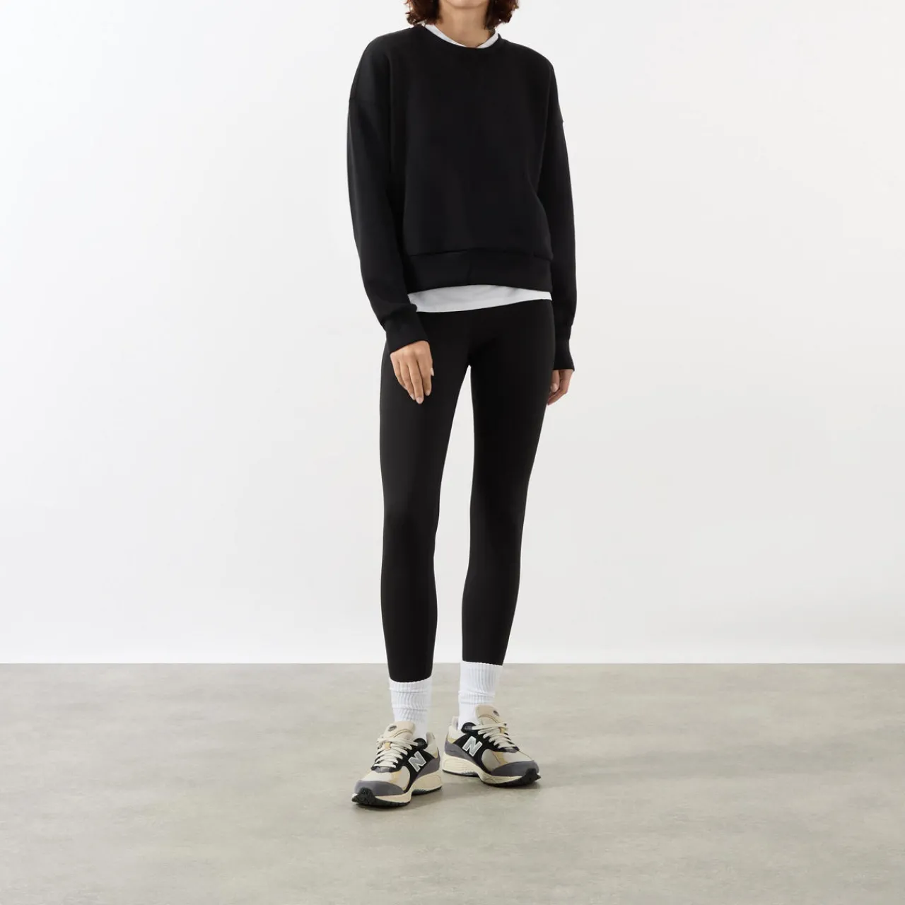 Outlet Air Essentials Sweatshirt Women Sweatshirts & Hoodies