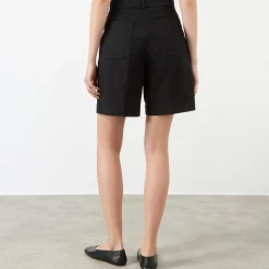 Discount AirEssentials Pique Skort Women Trousers & Shorts