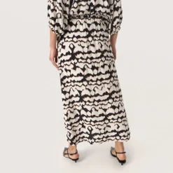 Clearance Alize Abstract Print Skirt Women Skirts