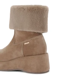 Hot Apres Fur Shearling Boots Women Boots
