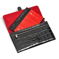 Classic Croc-Embossed Leather Travel Wallet Women Wallets