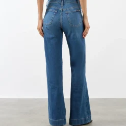 Online Dojo Modern Flared Leg Jeans Women Denim