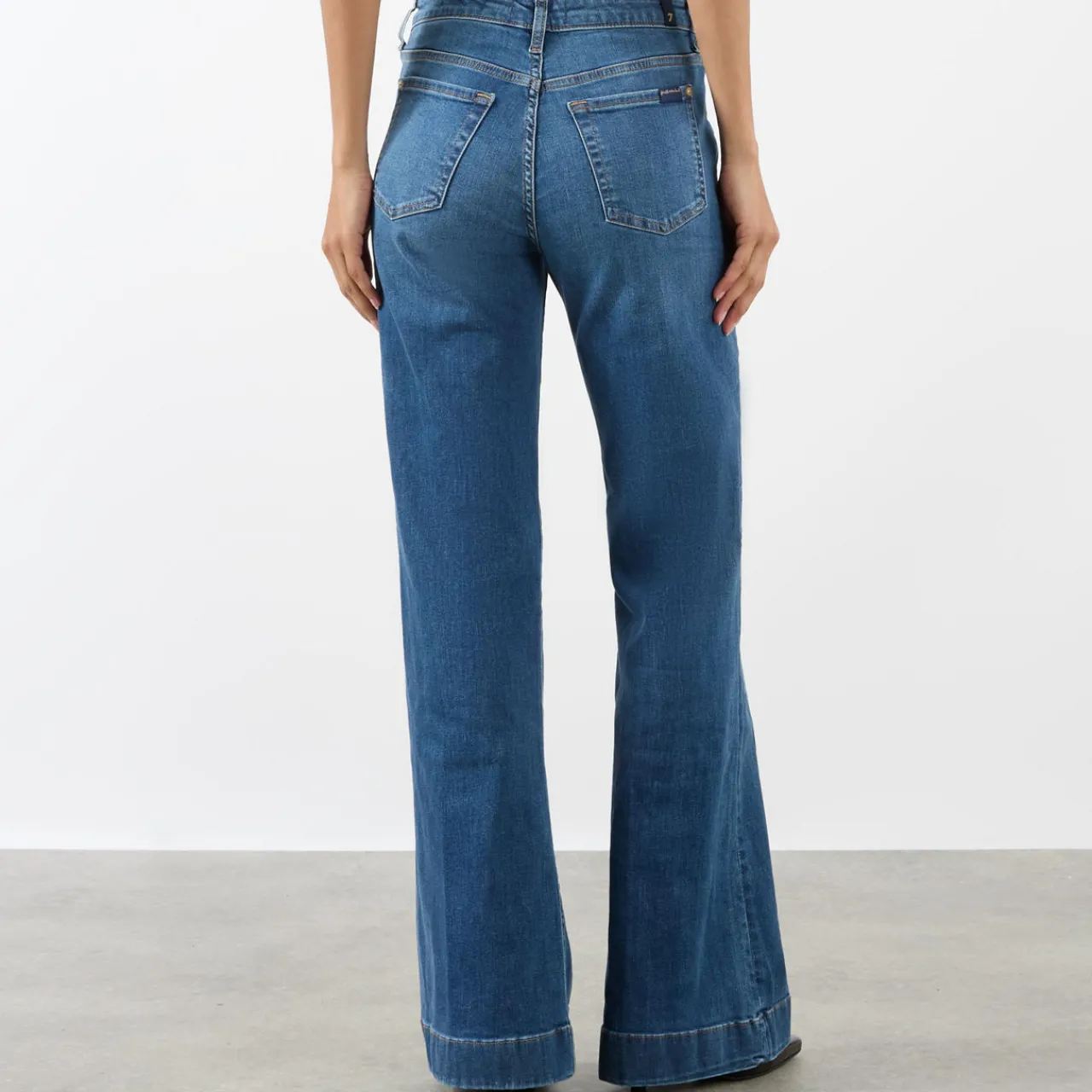 Online Dojo Modern Flared Leg Jeans Women Denim