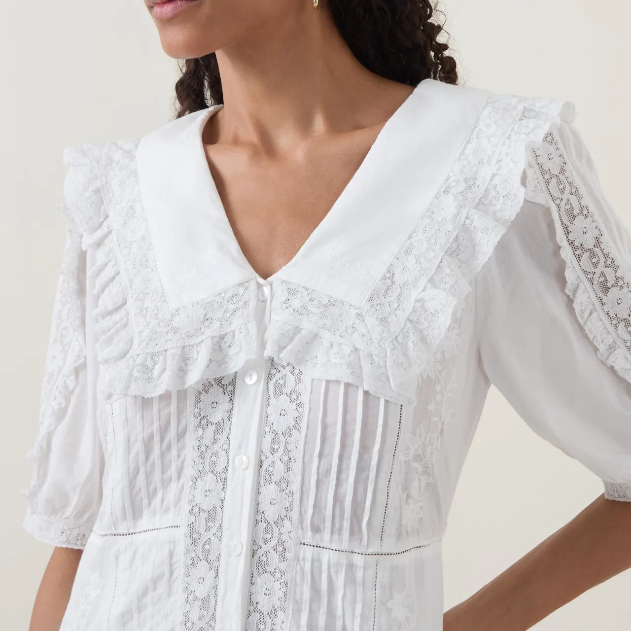 New Dove Embroidered Mini Dress Women Dresses