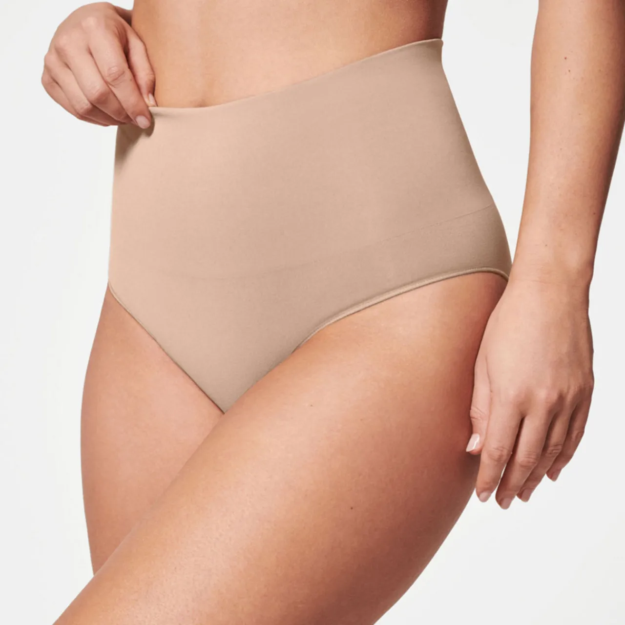 Online EcoCare Medium Control Seamless Shaping Briefs Women Lingerie