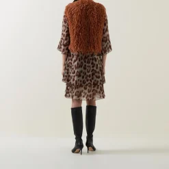 Online Feather Textured Gilet Women Coats & Jackets