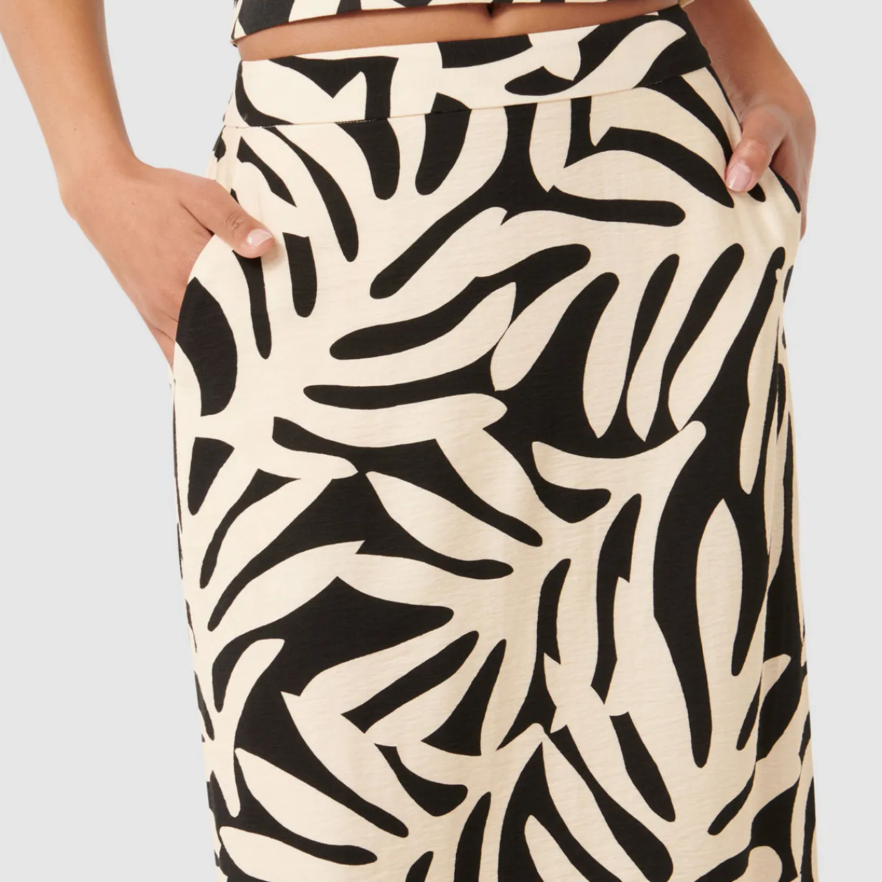 Clearance Kinsley Floral Slip Skirt Women Skirts