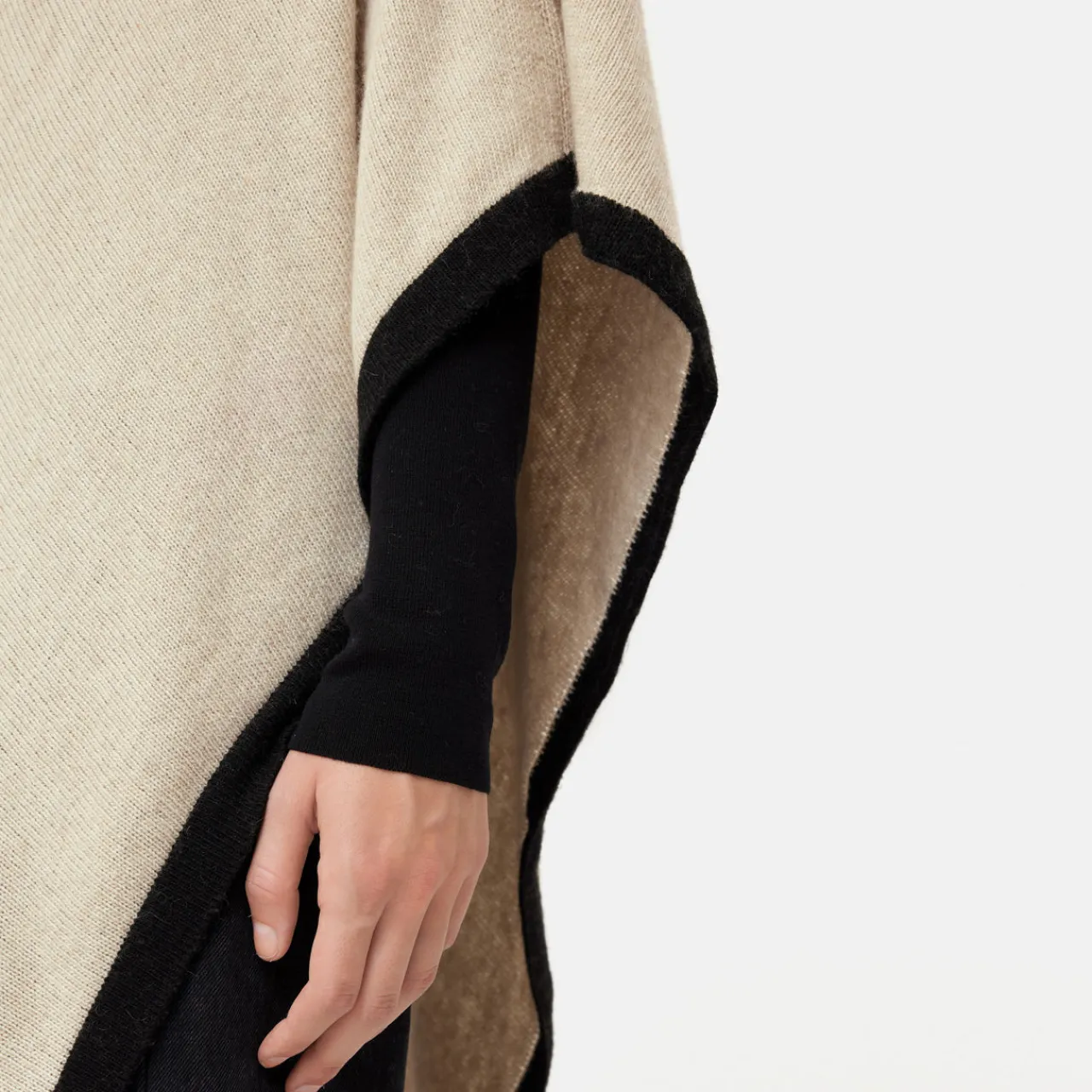 Online Knitted Poncho Women Sweaters & Cardigans