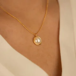 New Lilia Pearl Necklace Women Necklaces