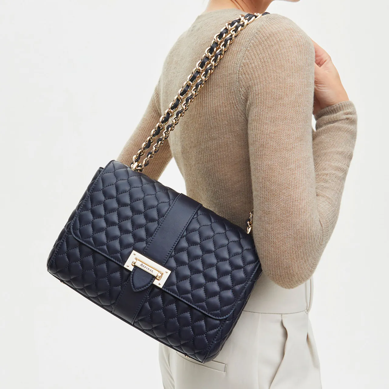 Discount Lottie Large Quilted Shoulder Bag Women Shoulder Bags