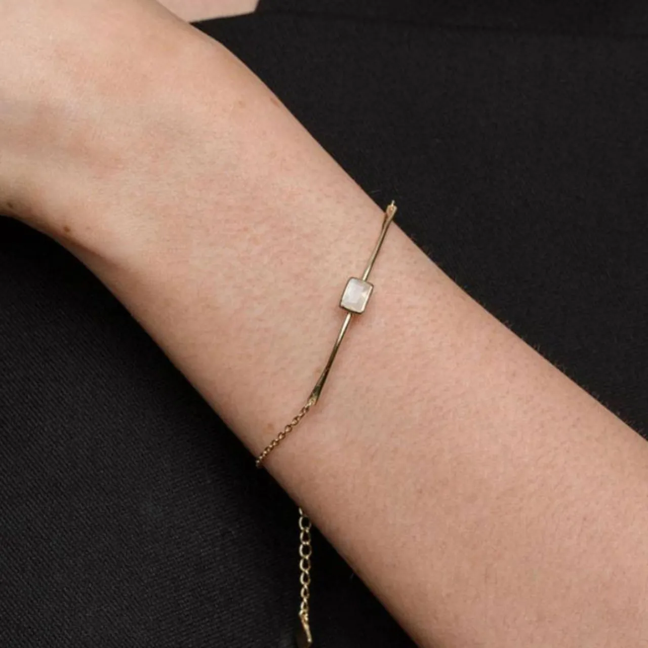 Online Manhattan Moonstone Bracelet Women Bracelets