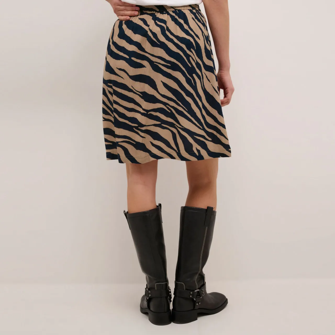 New Marita Printed Mid-Rise Skirt Women Skirts