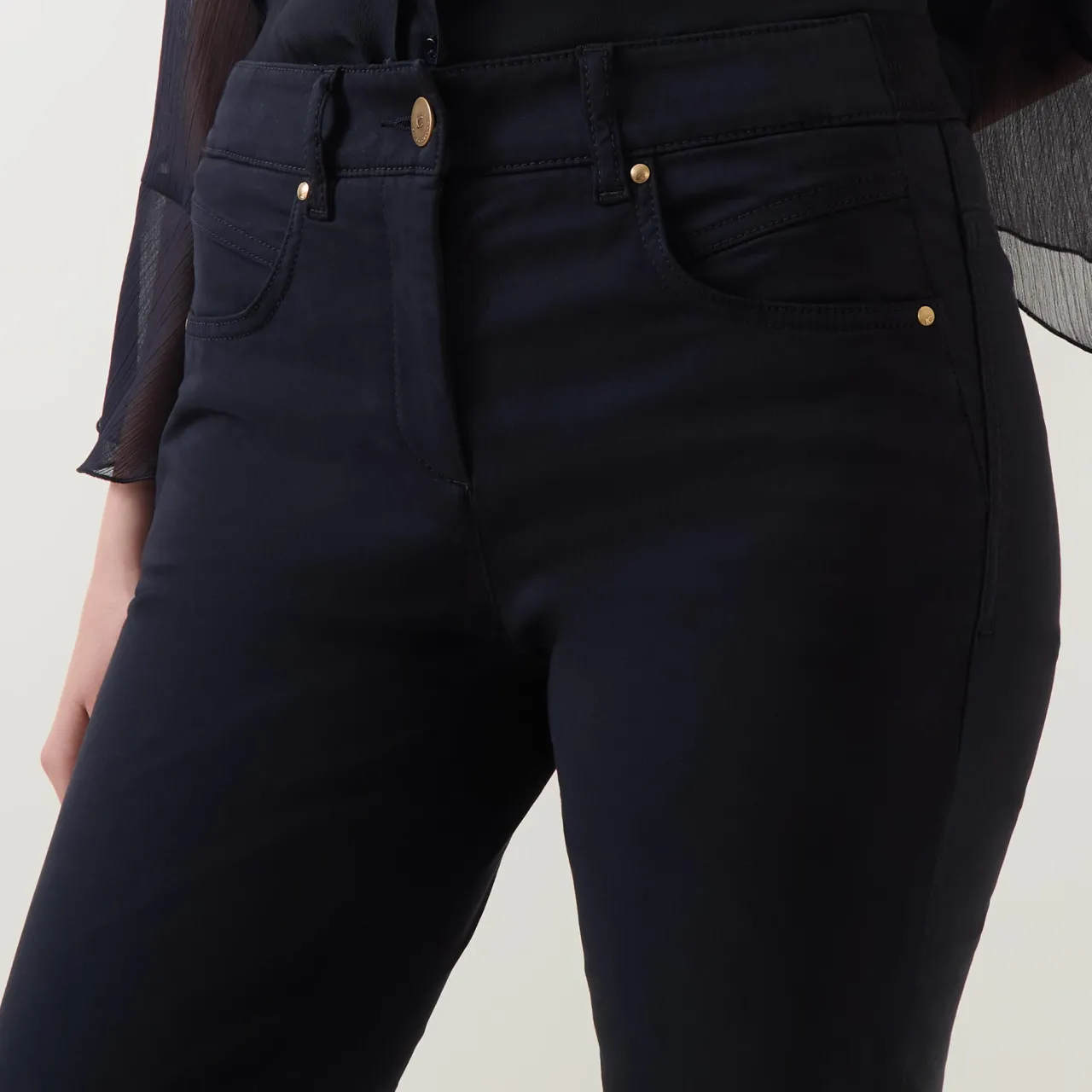 Online Mid-Rise Slim Leg Jeans Women Denim