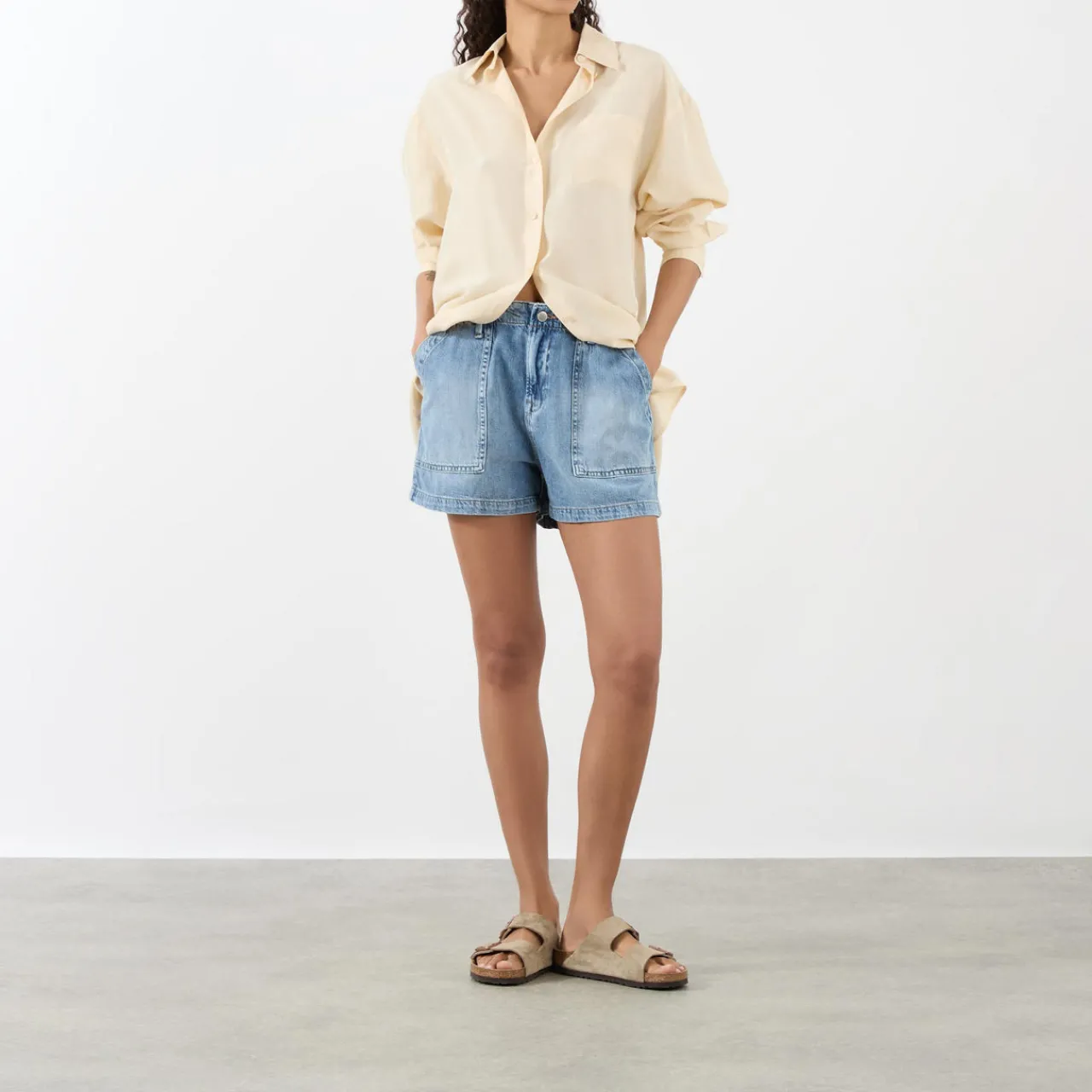 Mid-Rise Straight Denim Shorts Women Denim|Trousers & Shorts