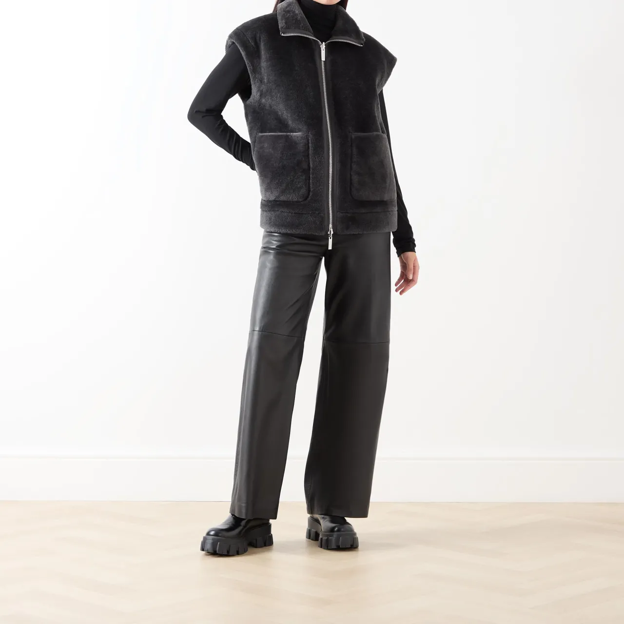 Sale Naval Reversible Faux Fur Gilet Women Coats & Jackets