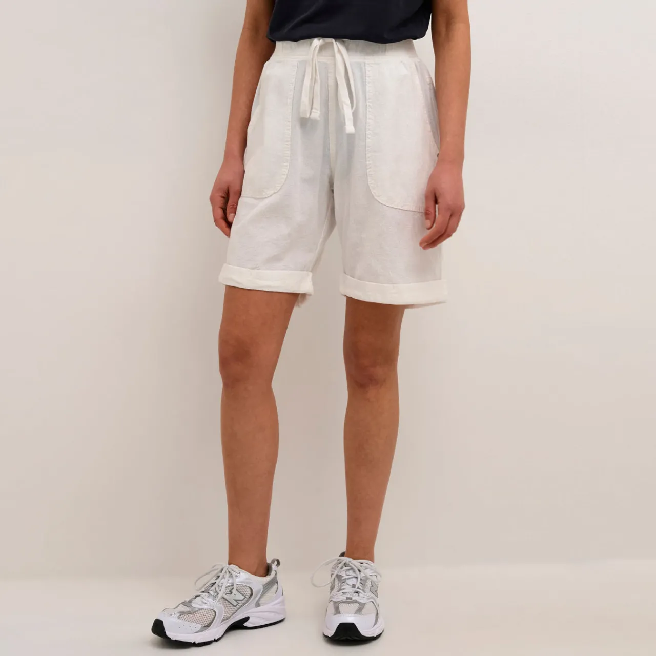 Outlet Naya Drawstring-Waist Casual Shorts Women Trousers & Shorts