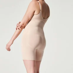 Hot OnCore Firm Control High-Waisted Mid-Thigh Shorts Women Shapewear