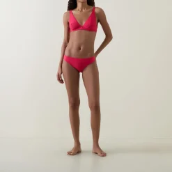 Sale Pretty Underwired Triangle Bikini Top Women Swimwear & Beachwear