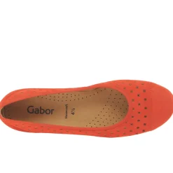 Sale Ruffle Perforated Pumps Women Flats