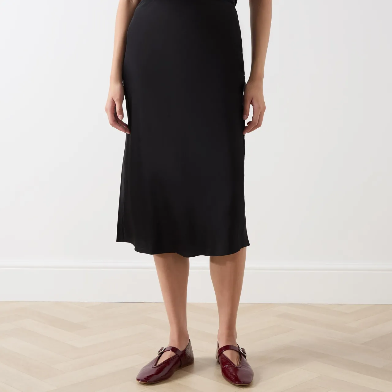Saagneta Mini Skirt Women Skirts