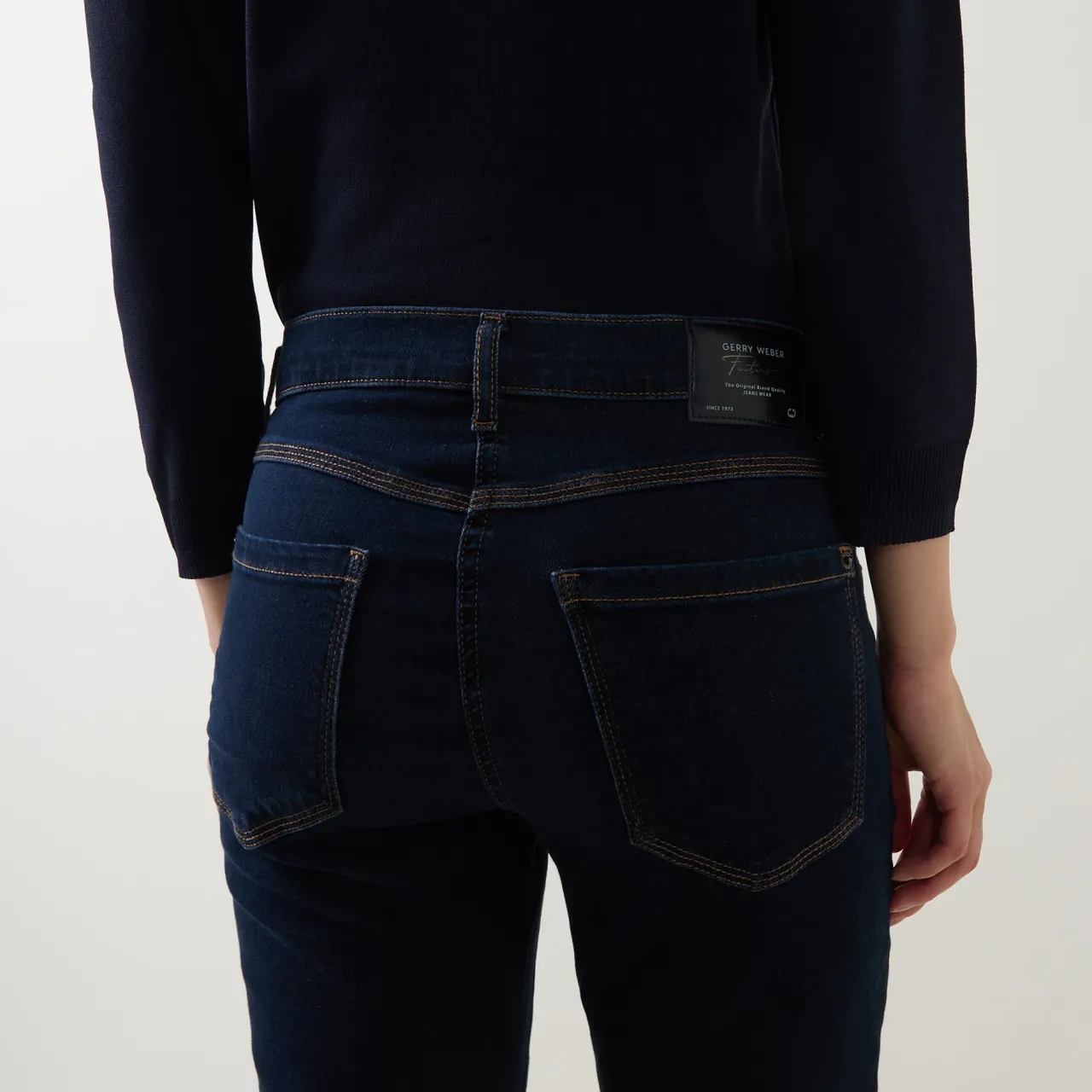 Sale Sol Mid-Rise Slim Leg Jeans Women Denim