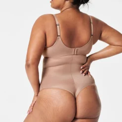 Online Thinstincts® 2.0 Medium Control High Waisted Thong Women Shapewear