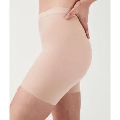 Discount Thinstincts® 2.0 Medium Control Girlshorts Women Shapewear