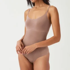 Online Thinstincts® 2.0 Medium Control Cami Thong Bodysuit Women Shapewear