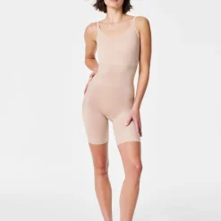Outlet Thinstincts® 2.0 Medium Control Mid-Thigh Bodysuit Women Shapewear