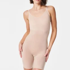 Outlet Thinstincts® 2.0 Medium Control Mid-Thigh Bodysuit Women Shapewear
