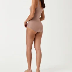 New Thinstincts® 2.0 Medium Control Tank Brief Bodysuit Women Shapewear