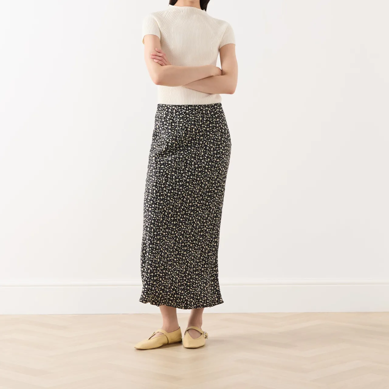 Clearance Trust Mid-Rise Floral Jacquard Skirt Women Skirts