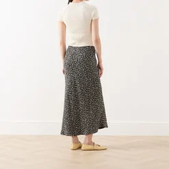 Clearance Trust Mid-Rise Floral Jacquard Skirt Women Skirts