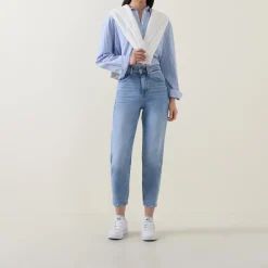 Ultra High-Rise Tapered Mom Jeans Women Denim