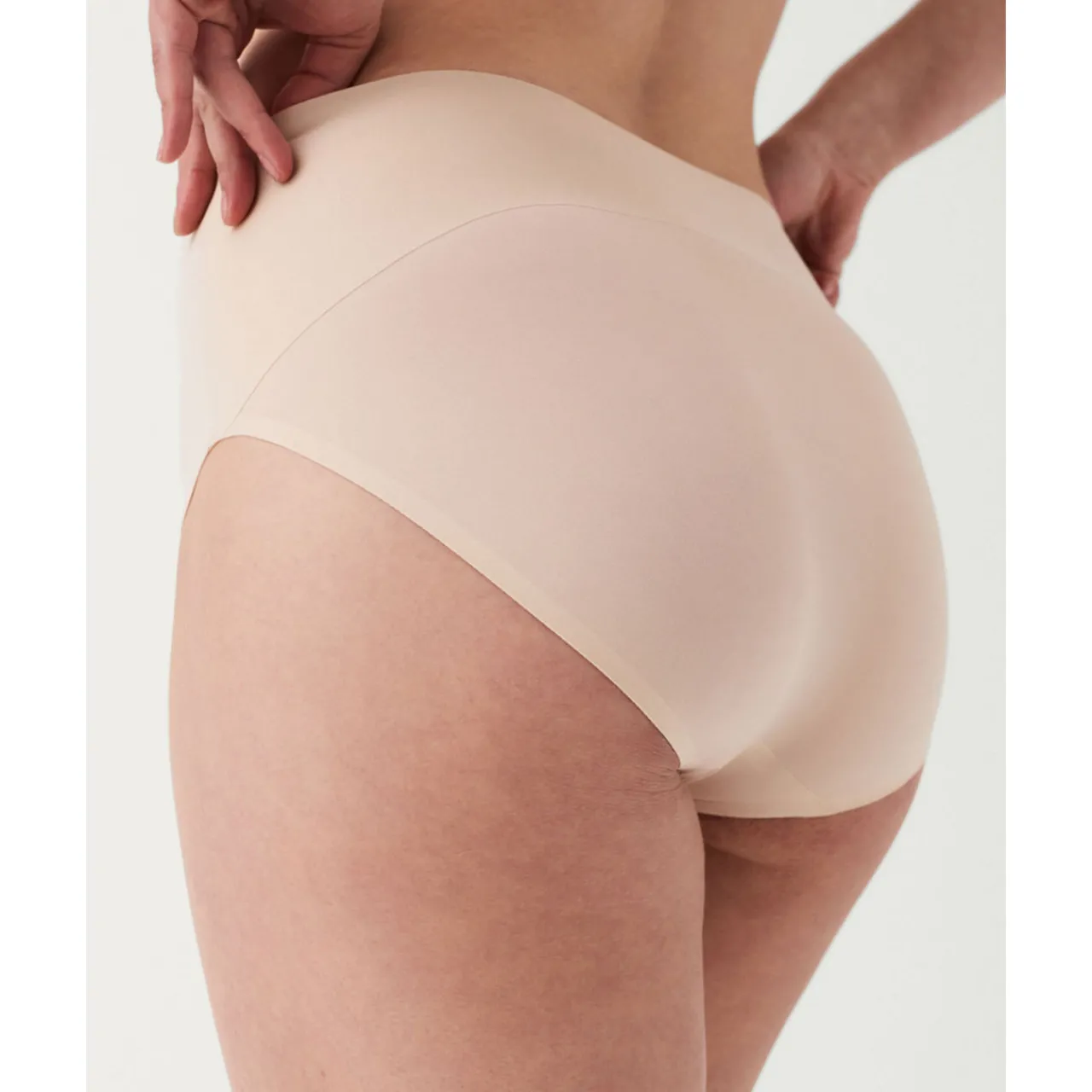 Online Undie-tectable® Light Control Briefs Women Lingerie