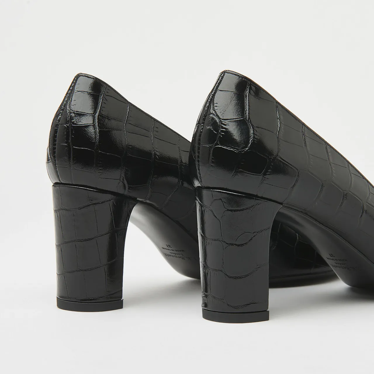 Winola Croc Effect Block Heels Women Heels